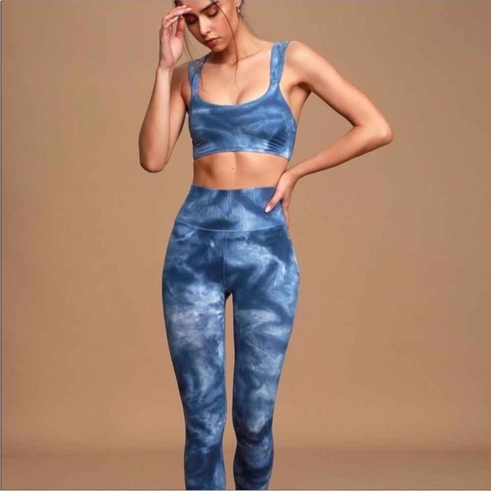 Free People FP Movement Good Karma Blue and White Tie-Dye Leggings xs small - Picture 6 of 8